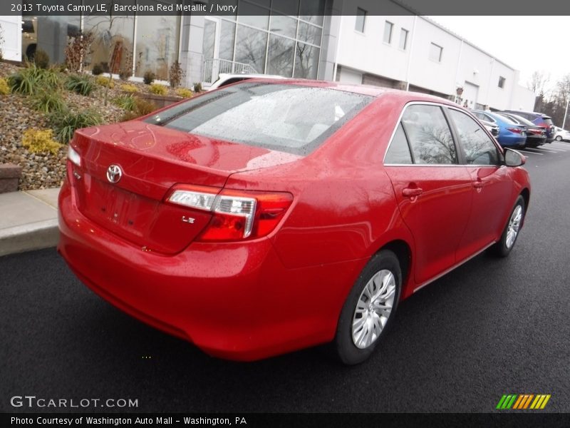 Barcelona Red Metallic / Ivory 2013 Toyota Camry LE