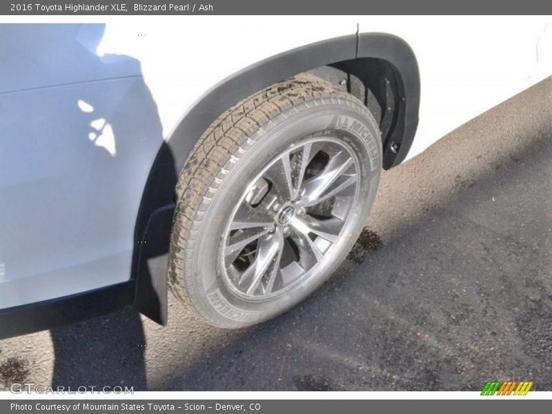 Blizzard Pearl / Ash 2016 Toyota Highlander XLE