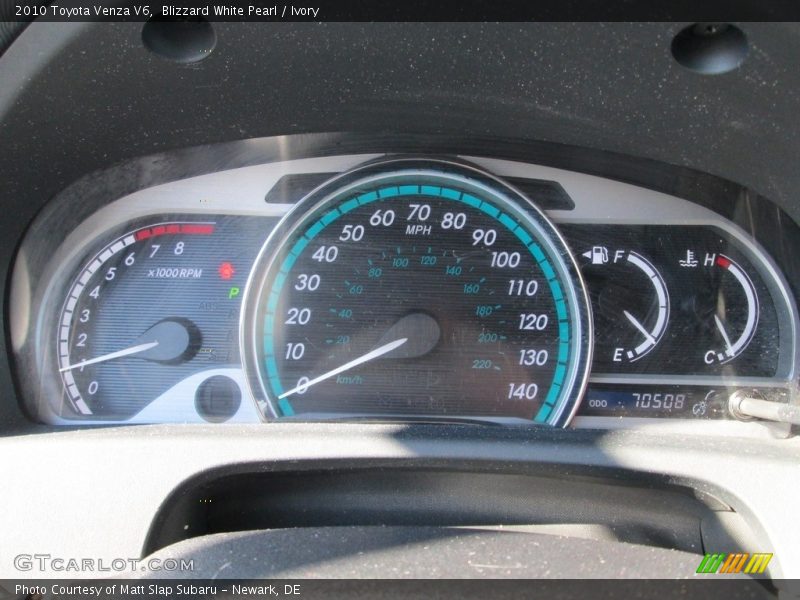 Blizzard White Pearl / Ivory 2010 Toyota Venza V6