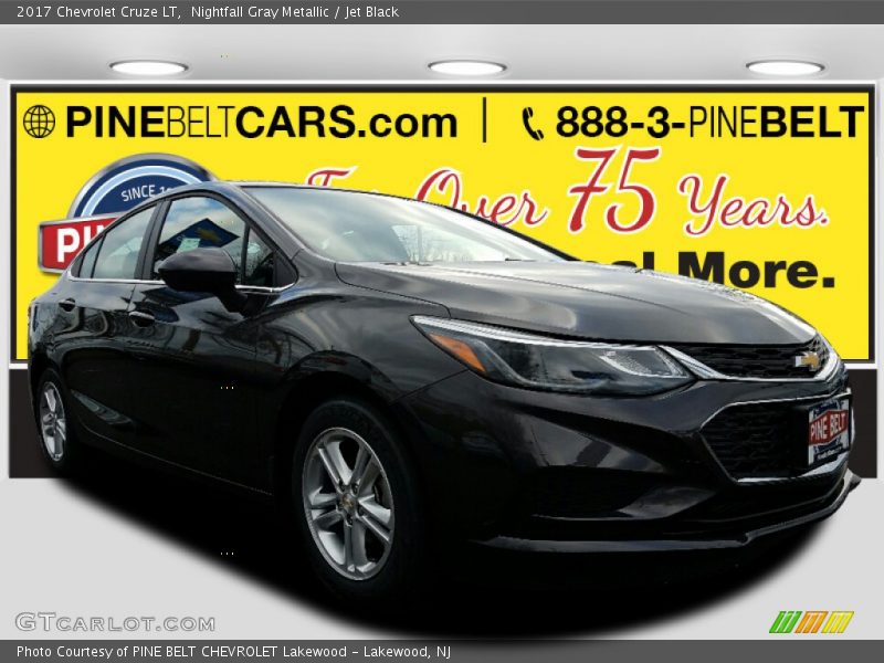 Nightfall Gray Metallic / Jet Black 2017 Chevrolet Cruze LT