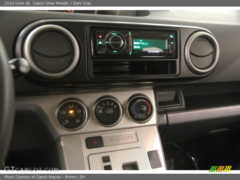 Classic Silver Metallic / Dark Gray 2010 Scion xB