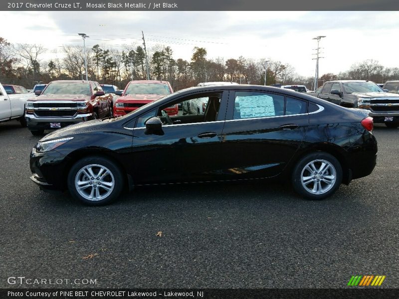 Mosaic Black Metallic / Jet Black 2017 Chevrolet Cruze LT