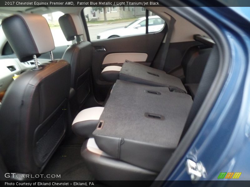 Patriot Blue Metallic / Light Titanium/Jet Black 2017 Chevrolet Equinox Premier AWD