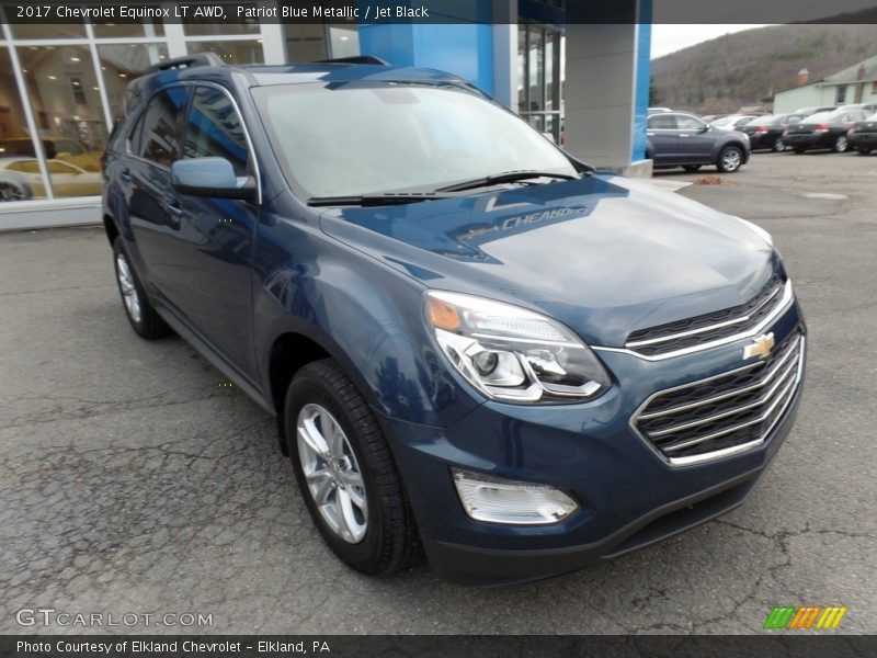 Patriot Blue Metallic / Jet Black 2017 Chevrolet Equinox LT AWD