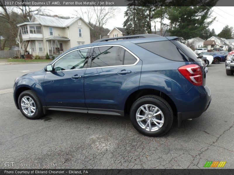 Patriot Blue Metallic / Jet Black 2017 Chevrolet Equinox LT AWD
