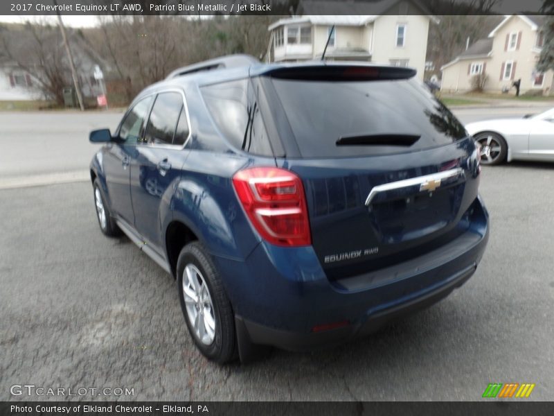 Patriot Blue Metallic / Jet Black 2017 Chevrolet Equinox LT AWD
