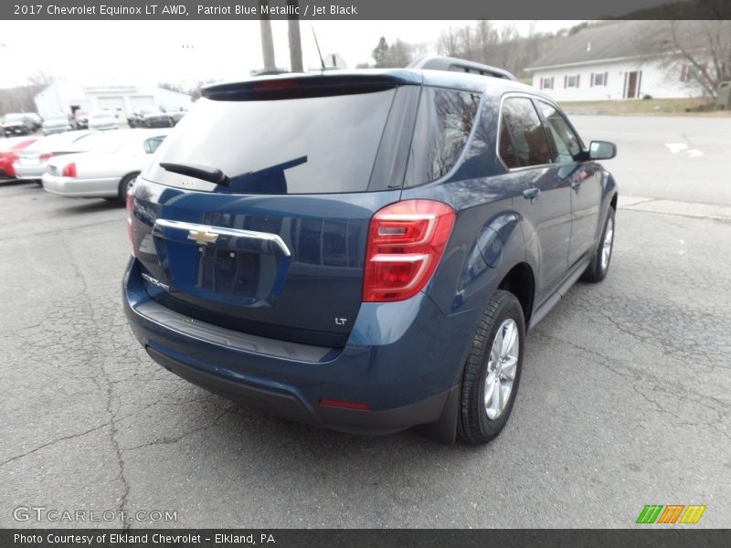 Patriot Blue Metallic / Jet Black 2017 Chevrolet Equinox LT AWD