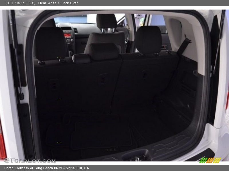 Clear White / Black Cloth 2013 Kia Soul 1.6