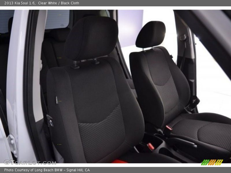 Clear White / Black Cloth 2013 Kia Soul 1.6