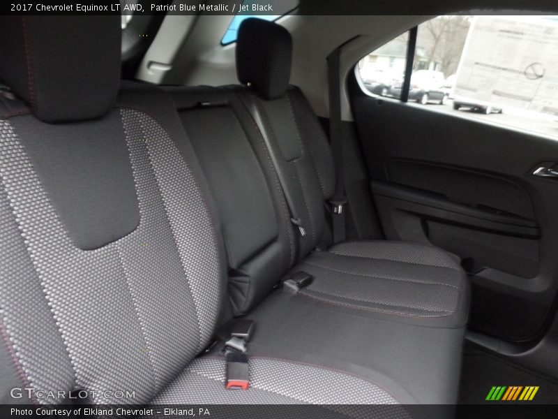Patriot Blue Metallic / Jet Black 2017 Chevrolet Equinox LT AWD