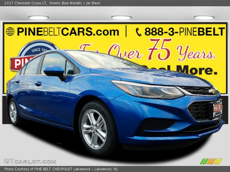 Kinetic Blue Metallic / Jet Black 2017 Chevrolet Cruze LT
