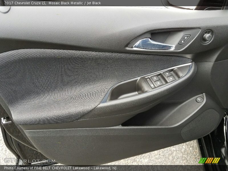 Mosaic Black Metallic / Jet Black 2017 Chevrolet Cruze LS