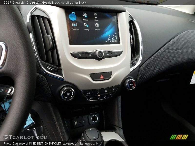 Mosaic Black Metallic / Jet Black 2017 Chevrolet Cruze LS