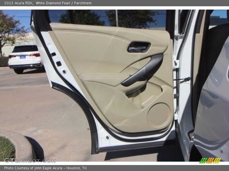 White Diamond Pearl / Parchment 2013 Acura RDX