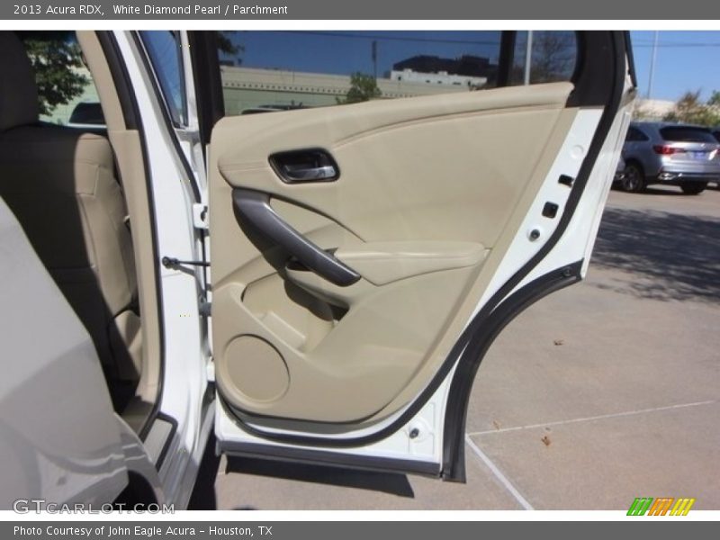 White Diamond Pearl / Parchment 2013 Acura RDX