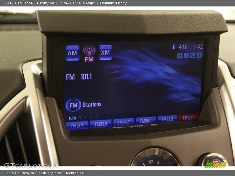 Gray Flannel Metallic / Titanium/Ebony 2012 Cadillac SRX Luxury AWD