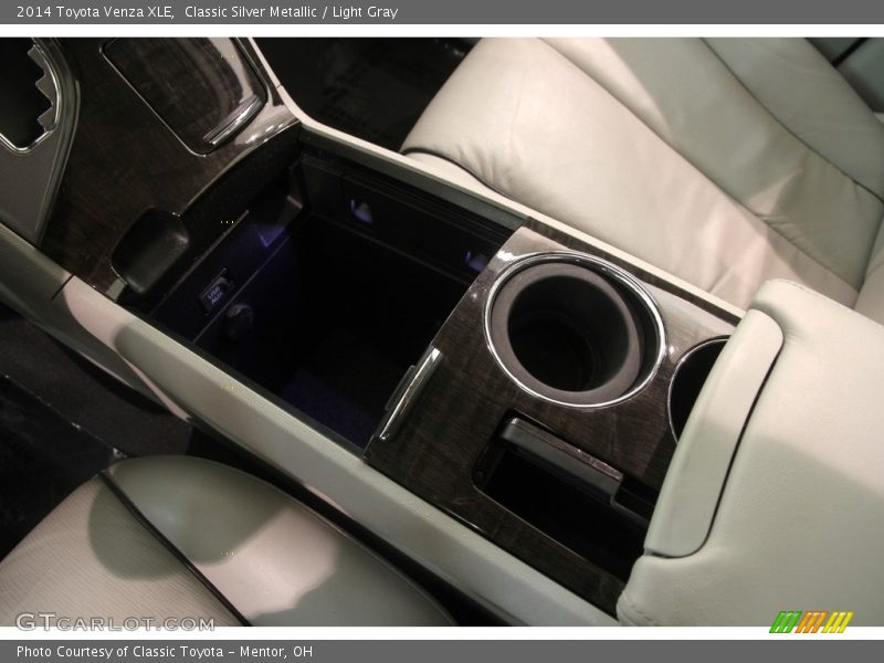 Classic Silver Metallic / Light Gray 2014 Toyota Venza XLE
