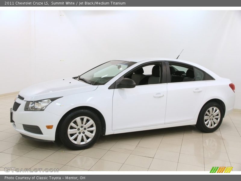 Summit White / Jet Black/Medium Titanium 2011 Chevrolet Cruze LS