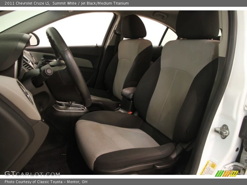 Summit White / Jet Black/Medium Titanium 2011 Chevrolet Cruze LS