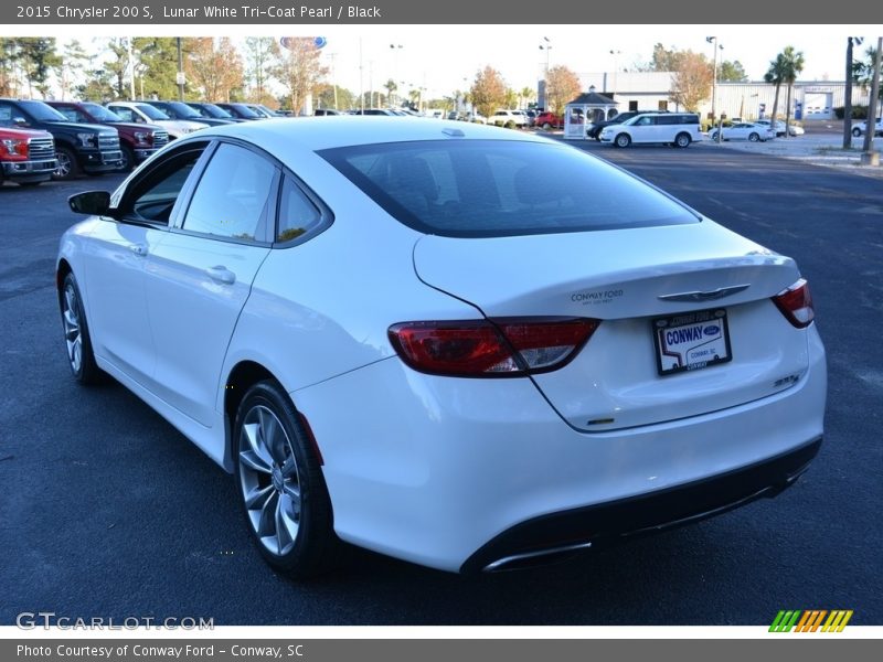 Lunar White Tri-Coat Pearl / Black 2015 Chrysler 200 S