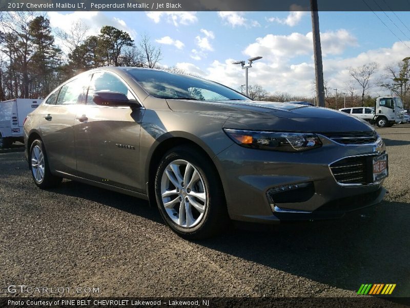 Pepperdust Metallic / Jet Black 2017 Chevrolet Malibu LT