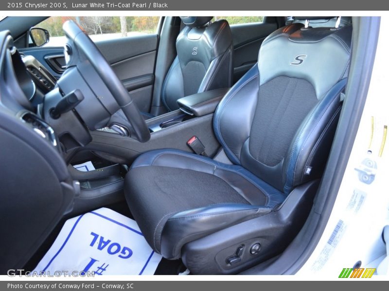 Lunar White Tri-Coat Pearl / Black 2015 Chrysler 200 S