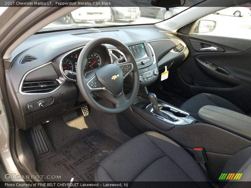 Pepperdust Metallic / Jet Black 2017 Chevrolet Malibu LT