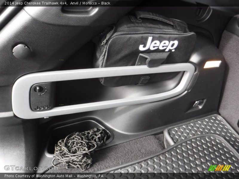 Anvil / Morocco - Black 2014 Jeep Cherokee Trailhawk 4x4