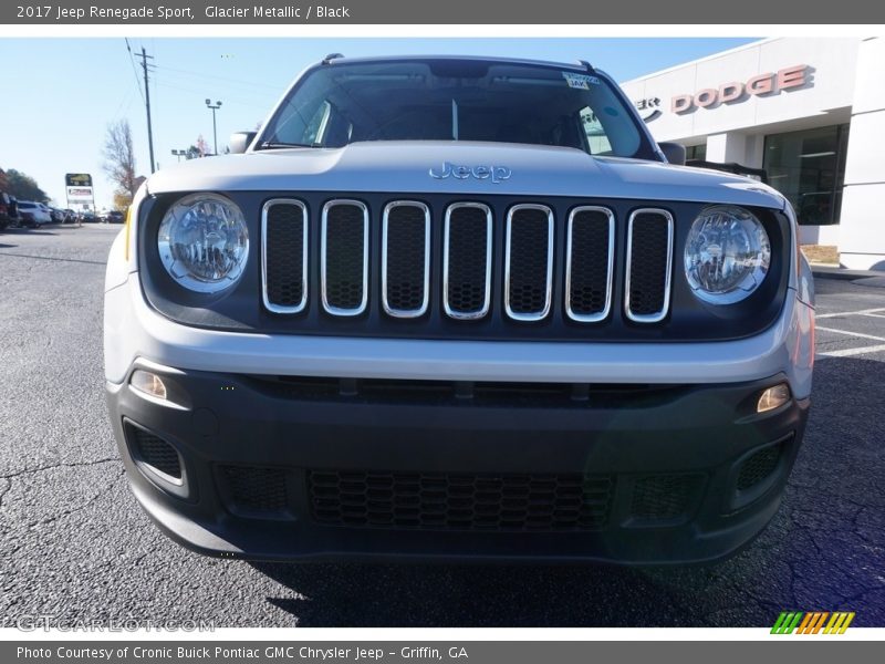 Glacier Metallic / Black 2017 Jeep Renegade Sport