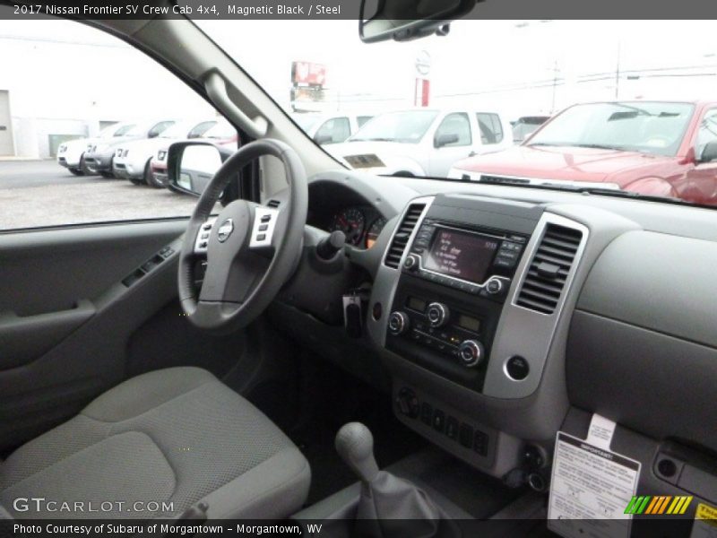 Magnetic Black / Steel 2017 Nissan Frontier SV Crew Cab 4x4