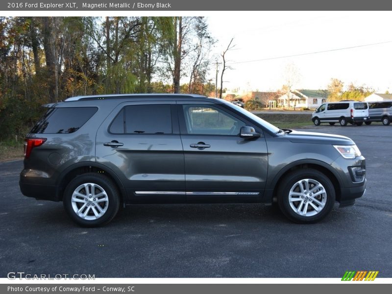 Magnetic Metallic / Ebony Black 2016 Ford Explorer XLT