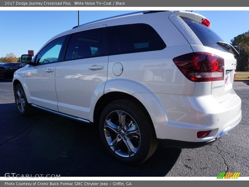 White Noise Tri-Coat / Black 2017 Dodge Journey Crossroad Plus