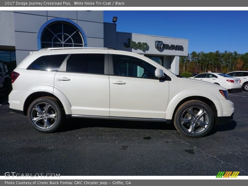 White Noise Tri-Coat / Black 2017 Dodge Journey Crossroad Plus