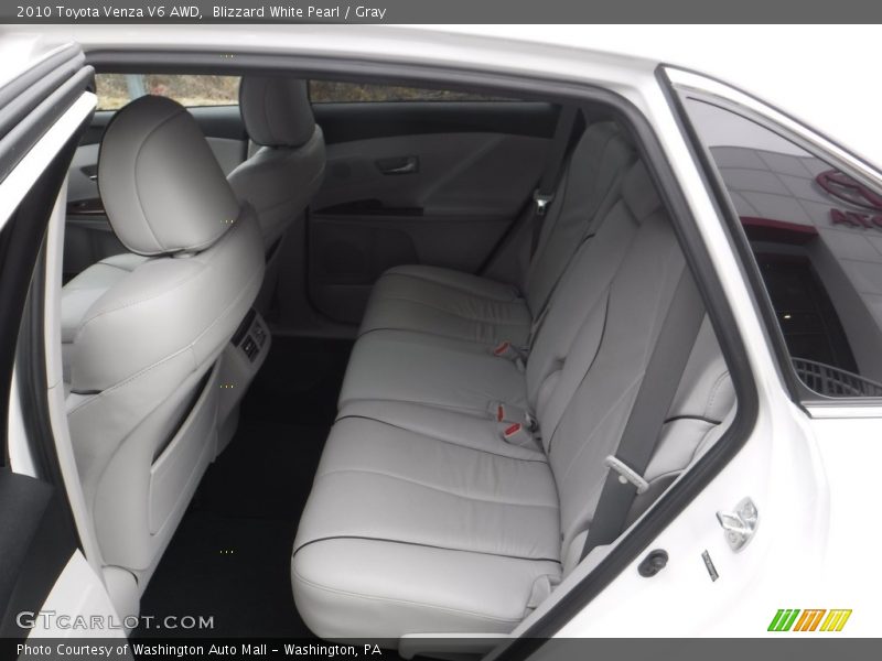 Blizzard White Pearl / Gray 2010 Toyota Venza V6 AWD