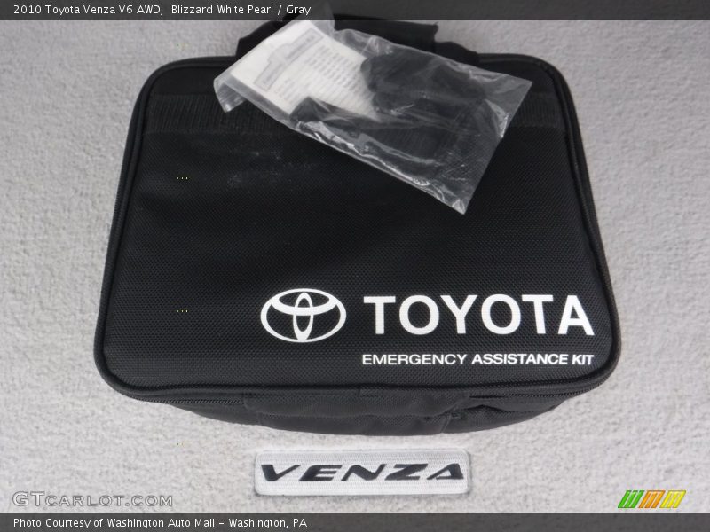 Blizzard White Pearl / Gray 2010 Toyota Venza V6 AWD