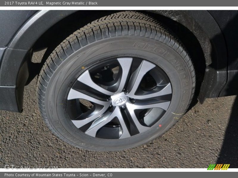 Magnetic Gray Metallic / Black 2017 Toyota RAV4 LE