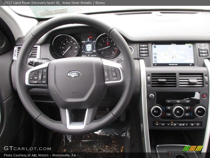 Dashboard of 2017 Discovery Sport SE
