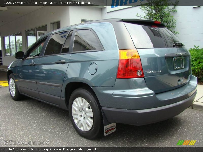 Magnesium Green Pearl / Light Taupe 2006 Chrysler Pacifica