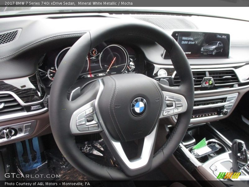 Dashboard of 2017 7 Series 740i xDrive Sedan