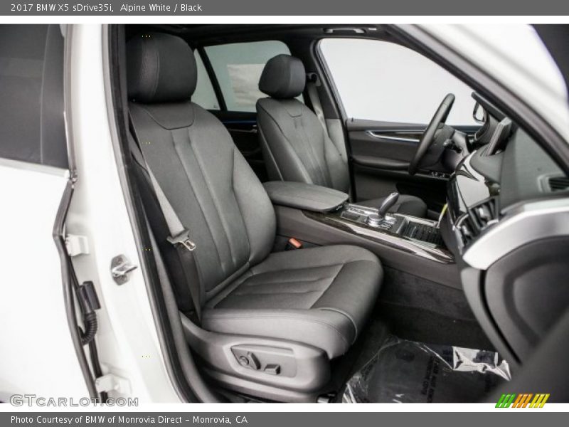 Alpine White / Black 2017 BMW X5 sDrive35i