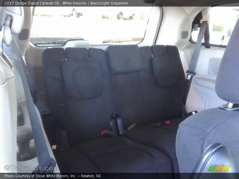 White Knuckle / Black/Light Graystone 2017 Dodge Grand Caravan SE