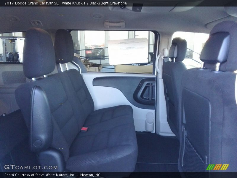White Knuckle / Black/Light Graystone 2017 Dodge Grand Caravan SE