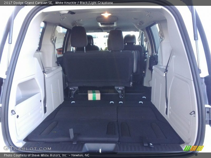 White Knuckle / Black/Light Graystone 2017 Dodge Grand Caravan SE