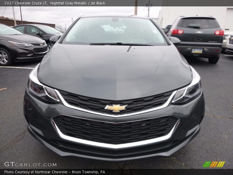 Nightfall Gray Metallic / Jet Black 2017 Chevrolet Cruze LT