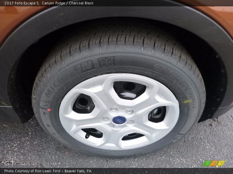 Canyon Ridge / Charcoal Black 2017 Ford Escape S