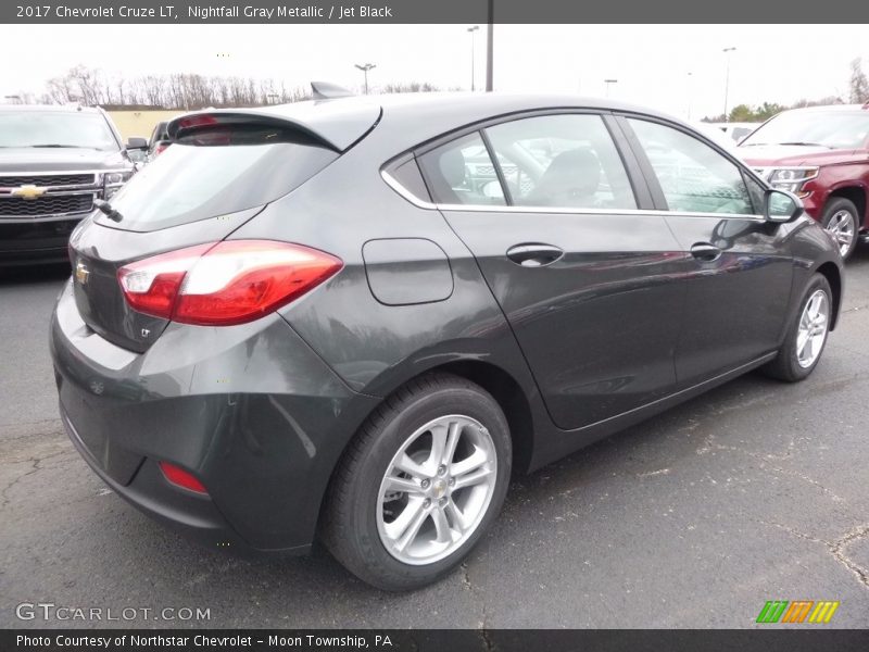 Nightfall Gray Metallic / Jet Black 2017 Chevrolet Cruze LT