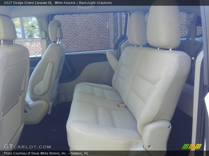 White Knuckle / Black/Light Graystone 2017 Dodge Grand Caravan SE