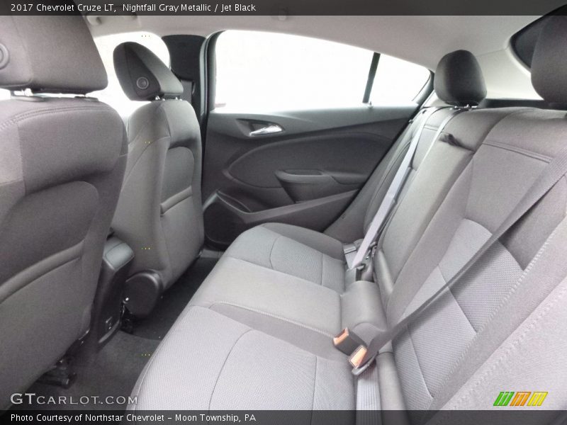 Nightfall Gray Metallic / Jet Black 2017 Chevrolet Cruze LT
