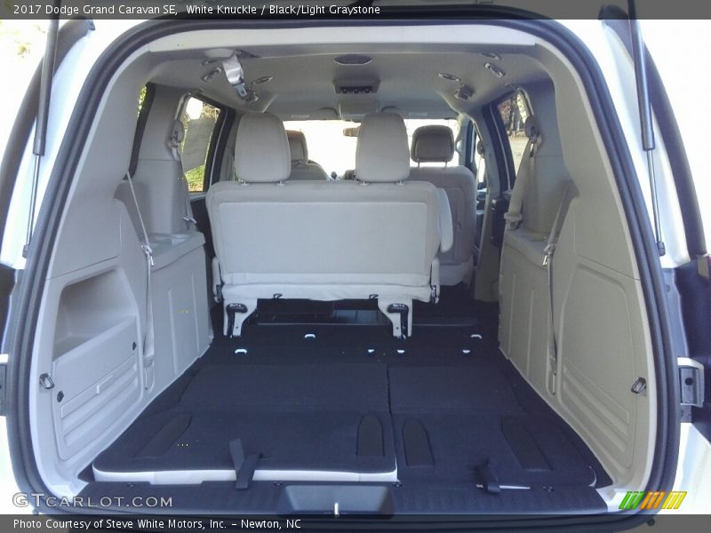 White Knuckle / Black/Light Graystone 2017 Dodge Grand Caravan SE