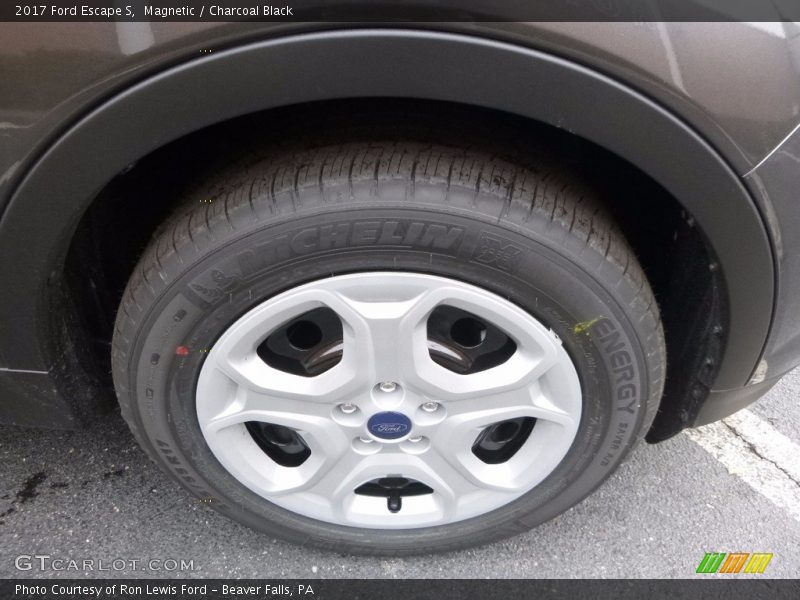 Magnetic / Charcoal Black 2017 Ford Escape S
